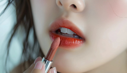 “貴婦”們?yōu)槭裁床毁I赫蓮娜和海藍(lán)之謎了？