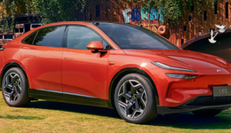 蔚来冲刺月销5万台：下半年再发三款新车，李斌开打四季度盈利战