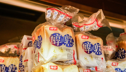 一场由山姆、711、三只松鼠们发动的绞杀 ：谁杀死了面包第一股？