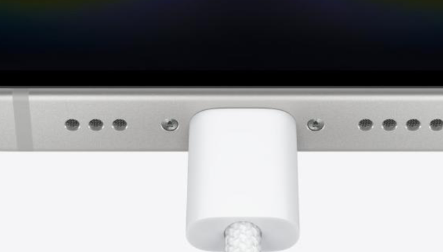 USB-C“接口乱炖”，微软终于看不下去了