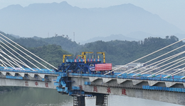 直通部委｜國家發(fā)改委：不斷完善穩(wěn)就業(yè)穩(wěn)經(jīng)濟(jì)政策工具箱 最高檢發(fā)布10起公益訴訟典型案例