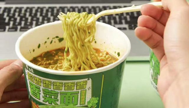 激进追赶统一的白象摔了一跤