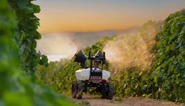 广州极飞科技押宝农业无人车，破解无人机场景受限问题