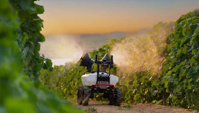 广州极飞科技押宝农业无人车，破解无人机场景受限问题