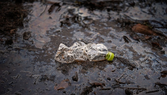 张家界通报慈利县3家养殖场涉环境违法，当地曾称未发现违法违规排污