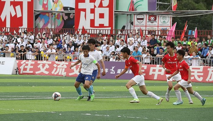 贵州“村超”回应“苏超”出圈，辟谣被足协叫停