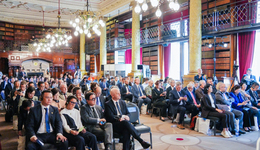 《奔流》第二季伦敦开幕，续写水岸创新与文明互鉴