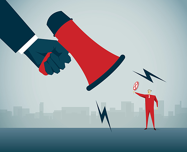 越来越多“大新闻”，由AI制造