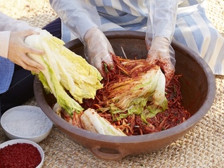 极端天气叠加种植面积减少，韩国或再次爆发“金菜”危机