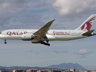 卡塔尔等国宣布重新开放领空，中东冲突波及全球航司