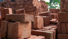 磚廠利用智障人員從事體力勞動(dòng)？山西臨縣：解救3人，公司負(fù)責(zé)人被控制