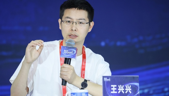 王兴兴：宇树科技年营收已超10亿，家庭机器人应用仍具挑战