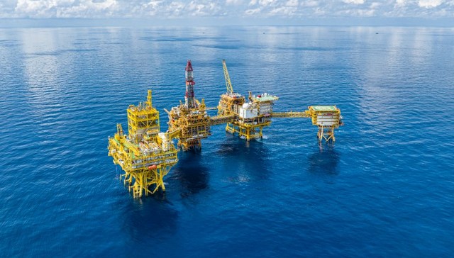 中国最大海上气田建成，最高日产能1500万立方米