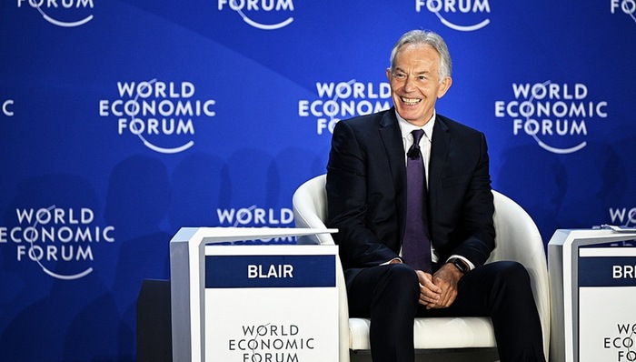 达沃斯,布莱尔,范明政,黄循财