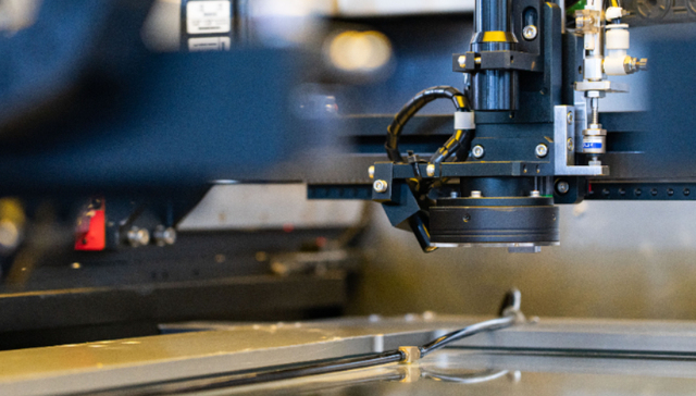 直通部委｜制造业采购经理指数连续两月上升 中国证监会更换标识