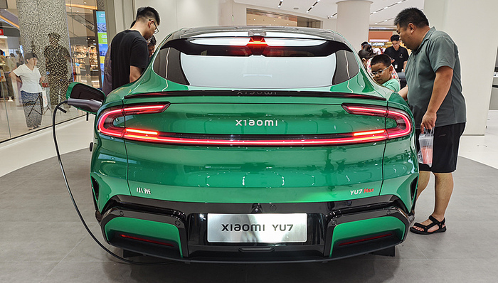 多家车企“截胡”小米YU7订单，可报销5000元定金