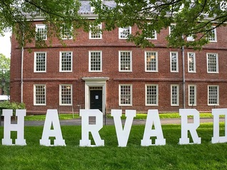 哈佛大学被指违反民权法，美政府：不整改将失去所有联邦资金