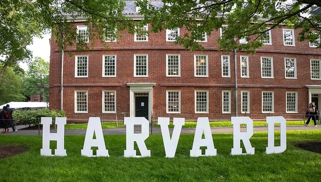 哈佛,民权法,反犹,联邦资金,特朗普,教育部,暂停,诉讼