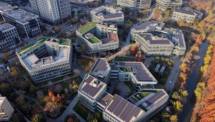 零碳园区成工业转型黄金赛道，标准缺位、数据壁垒如何破局？