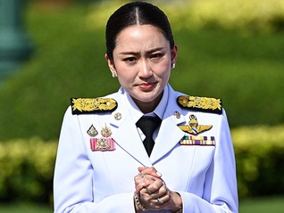 被暂停泰国总理之职，佩通坦提前布局将继续任内阁部长