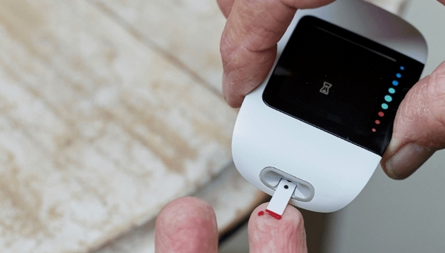 血糖仪,年轻人,医疗器械,