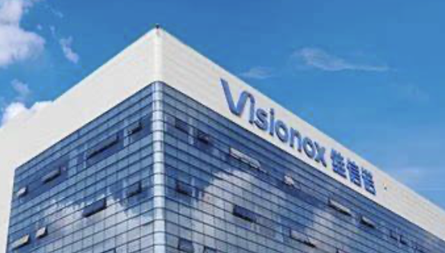 TCL科技收购案四个月“速通”，维信诺两年半仍在闯关