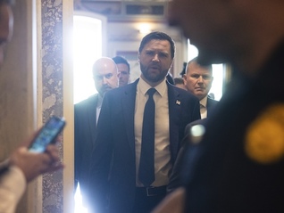 “大而美”法案涉险通过参议院表决，众议院将继续投票