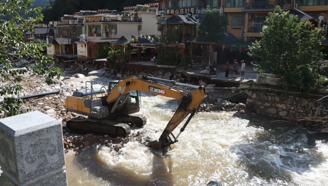 河南西峡县强降雨已致5人遇难：仍有3人失联，受灾人数达5751人