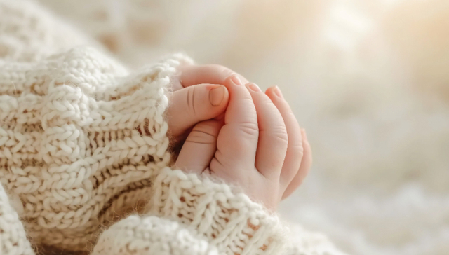 东莞一社区生二孩补助1万三孩补助2万，一孩和四孩及以上不予补助