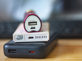 充电宝寄存一天20元，广州白云机场回应