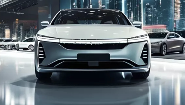 车企半年答卷：比亚迪仍第一，零跑超越理想