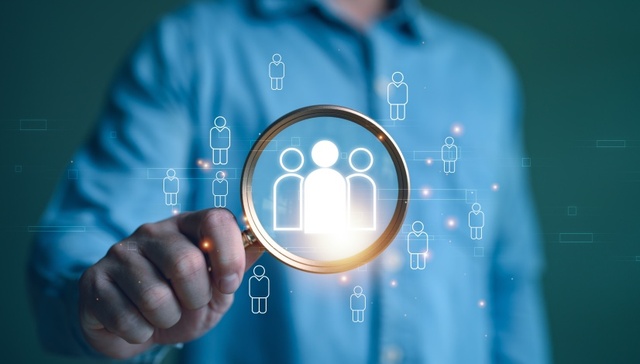 直通部委｜九部门优化“个转企”办理流程 工信部开展号码保护服务业务试点