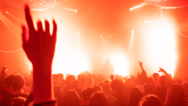 语音厅,综艺,线下演出,