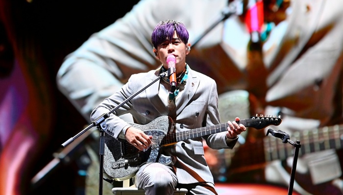 周杰伦厦门演唱会新增900元视线不良区，只看大屏也要500元