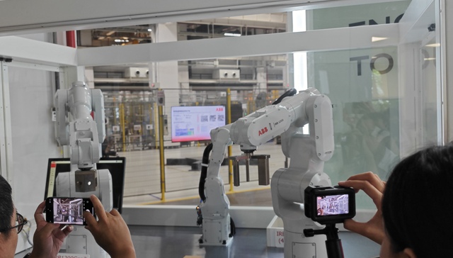 ABB加码中国：本土供应商占比将达80%，力推三大定制新品