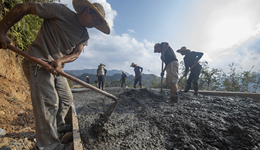 发改委下达100亿元以工代赈中央预算内投资，优先实施乡村道巷道硬化等劳动密集型工程