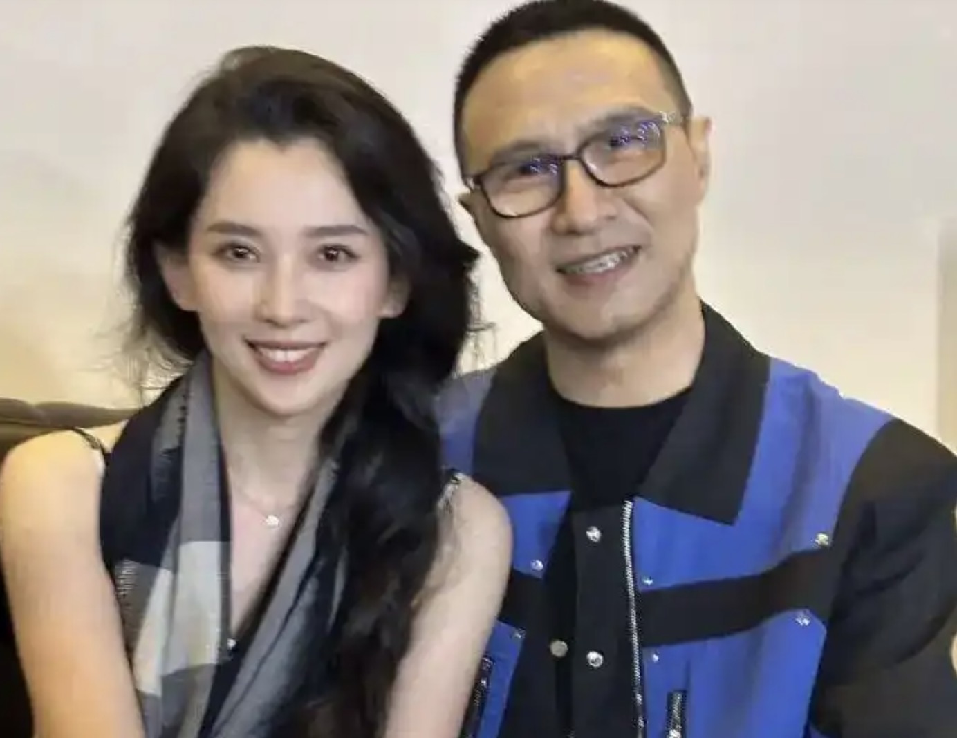 汪峰与森林北再联手布局商业,成立杭州自留地文化传播公司|界面新闻 · 娱乐