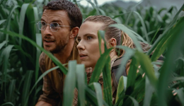 “寡姐+异形大恐龙”不及预期，暑期档后半程要靠国产片了