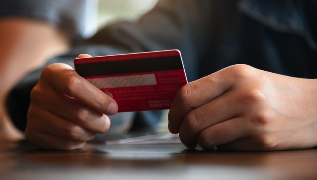 地方新闻精选 | 合肥官方调查“充值400余万退费难” 云南导游被吊证处罚后不得再次申证