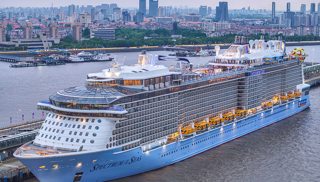 皇家加勒比游轮更改目的地引发大量投诉，谁该为“不可抗力”买单？