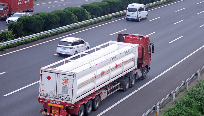 竞争加码、运费下降，3800万货运司机最关心这些问题