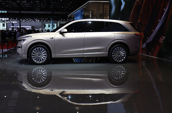 Nio surges over 10% as budget-friendly L90 SUV beats price expectations