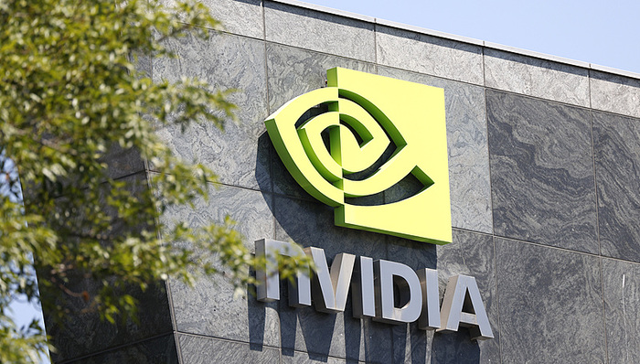 英伟达将恢复H20在中国的销售，并推出全新兼容的GPU