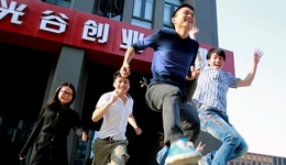 开家实体小店，还能撑起年轻人的“创业梦”吗？