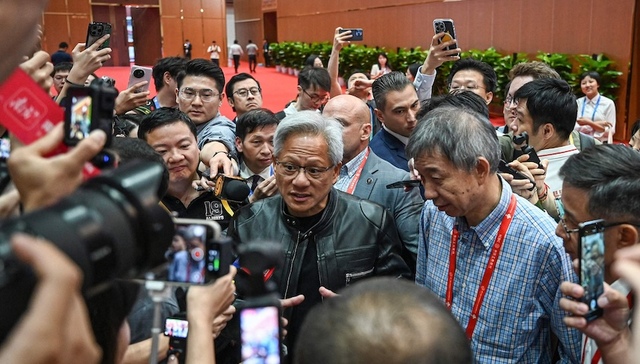 黄仁勋谈中国供应链：是具有深度技术含量的奇迹