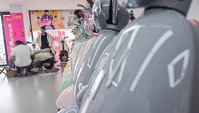 雅迪、九号全网下架多款电动自行车，经销商：新国标即将实施