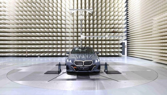 AI将定义汽车制造？我们在这场大会上看到了“宝马智造”的未来