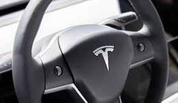 痛失全球銷冠寶座后，特斯拉要反攻了