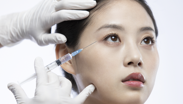 首款进口“童颜针”代理权遭提前解约，*ST苏吴：下半年度利润将大减