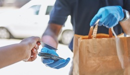 地方新闻精选 | 遂宁纪委回应“公职人员兼职送外卖” 济南莱芜灾区通信等基本恢复